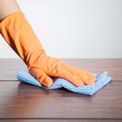 כפפות/סינרים/מגבות